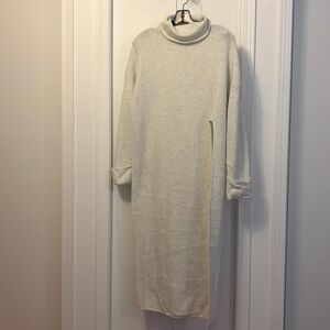 Atelier by Nicole Miller Sweater ptp 26”